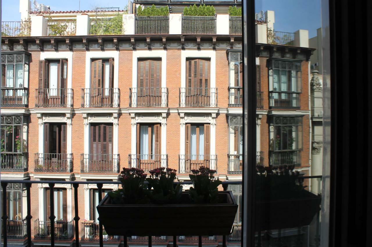 En Palacio Casa Entera Con Dos Suites Madrid Exterior photo